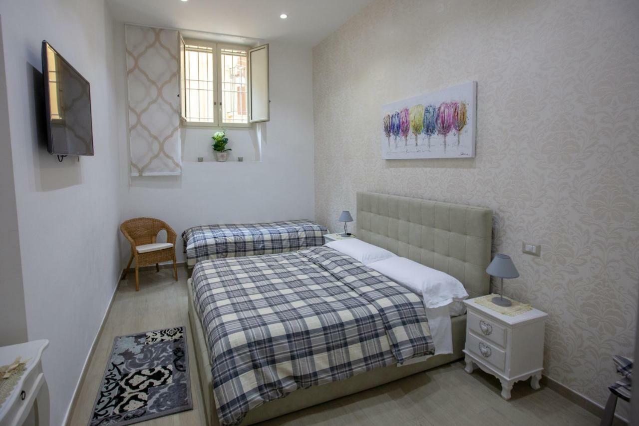 Garibaldi House Apartment Napels Buitenkant foto